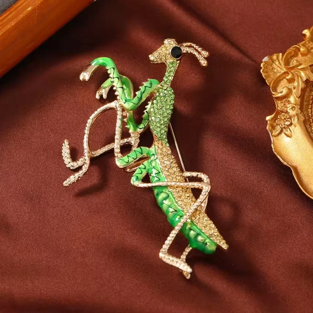 Art Nouveau Mantis Brooch – Emerald Green Enamel, Crystal Embellished Gold Pin